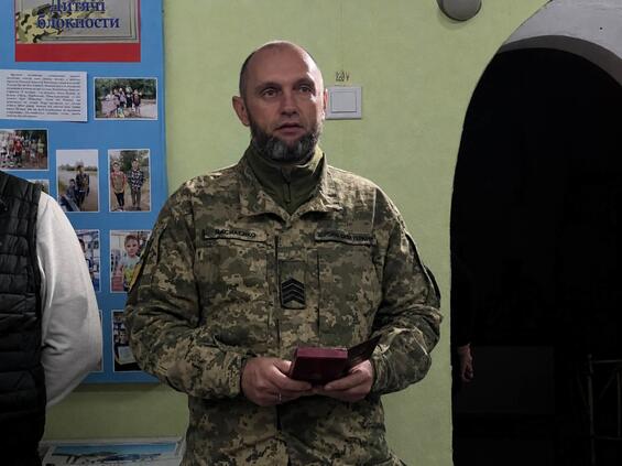 Передано орден «За мужність» ІІІ ступеня матері загиблого Захисника України Володимира Сємки із села Володимирівка Казанківської громади»