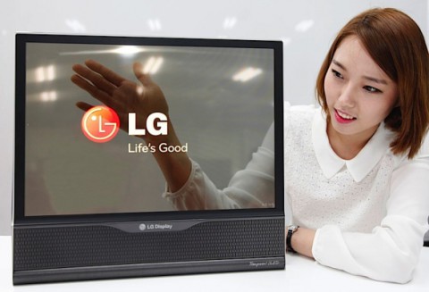 LG продемонстрировала 18-дюймовый дисплей, который можно свернуть в трубку