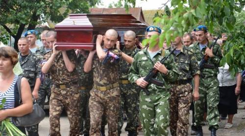 Миколаївці попрощалися з героями-військовослужбовцями
