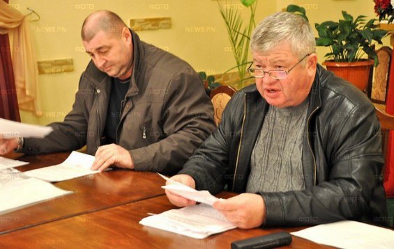 Губернатор Николаевщины отказал «общественным люстраторам» в помещении для заседаний, а глава облсовета отказался перед ними отчитываться»