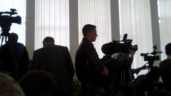 Сесія обласної ради (фото відеорепортаж): Росія - агресор, а В. В. Луста - новий очільник облради