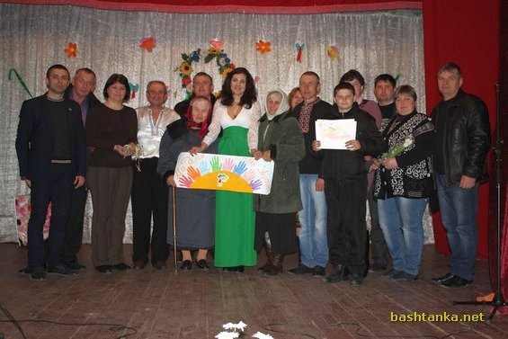 Благодійна культурно-мистецька акція «Допоможи воїнам-землякам» старувала у Новоіванівці