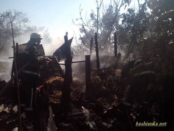 У Баштанських рятувальників вересень розпочався з ліквідації пожежі»