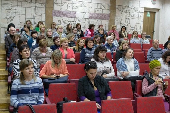 В Миколаївській облдержадміністрації почнуть діяти курси української мови