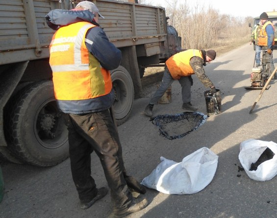 Розпочато ремонт дороги на ділянці Н-14 Олександрівка-Кіровоград-Миколаїв