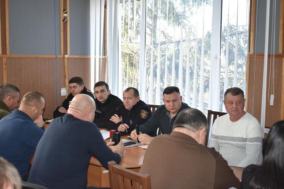 Нарада з головами територіальних громад району
