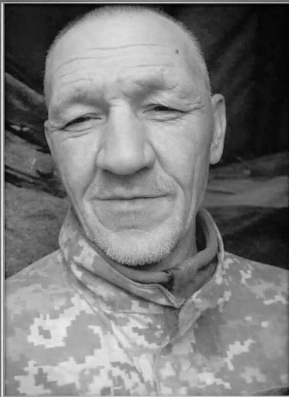 Жителі Казанківської та Вільнозапорізької громад провели в останню путь відважних воїнів – Володимира Березняка та Михайла Антоненка