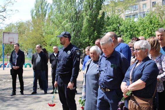 Урочисте відкриття меморіальної дошки випускнику Баштанського ліцею №1 Андрію Олійнику
