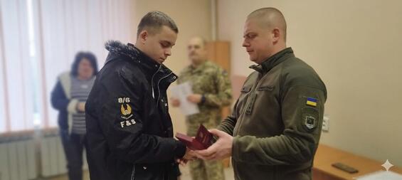 Вшанування пам'яті Героїв: передача державних нагород родинам захисників України Олександра Цимбалюка, Св'ятослава Даньченка і Андрія Фігури»