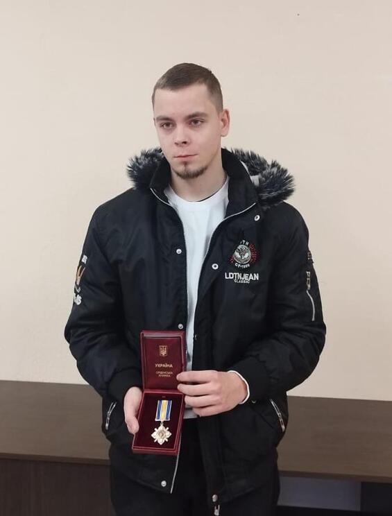 Вшанування пам'яті Героїв: передача державних нагород родинам захисників України Олександра Цимбалюка, Св'ятослава Даньченка і Андрія Фігури