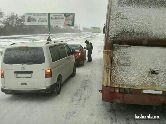 6 січня на території Миколаївської області суттєво погіршилися погодні показники, що супроводжується снігопадом та поривчастим вітром