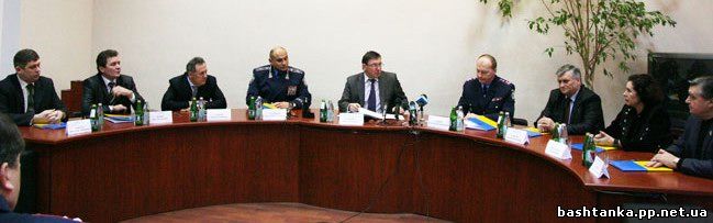 Луценко лично представил нового начальника УМВД Украины в Николаевской области